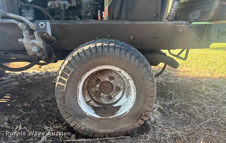 image for item DT3286 2005 Toro Grounds Master 4100D lawn mower