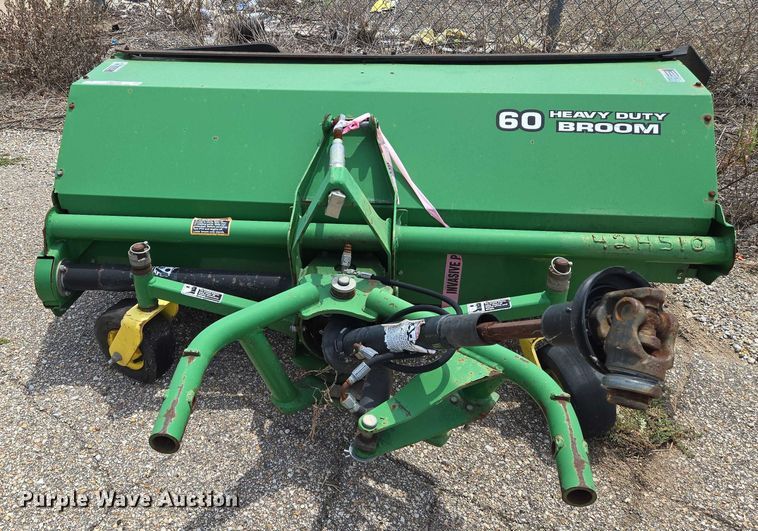 image for item EN8379 John Deere broom