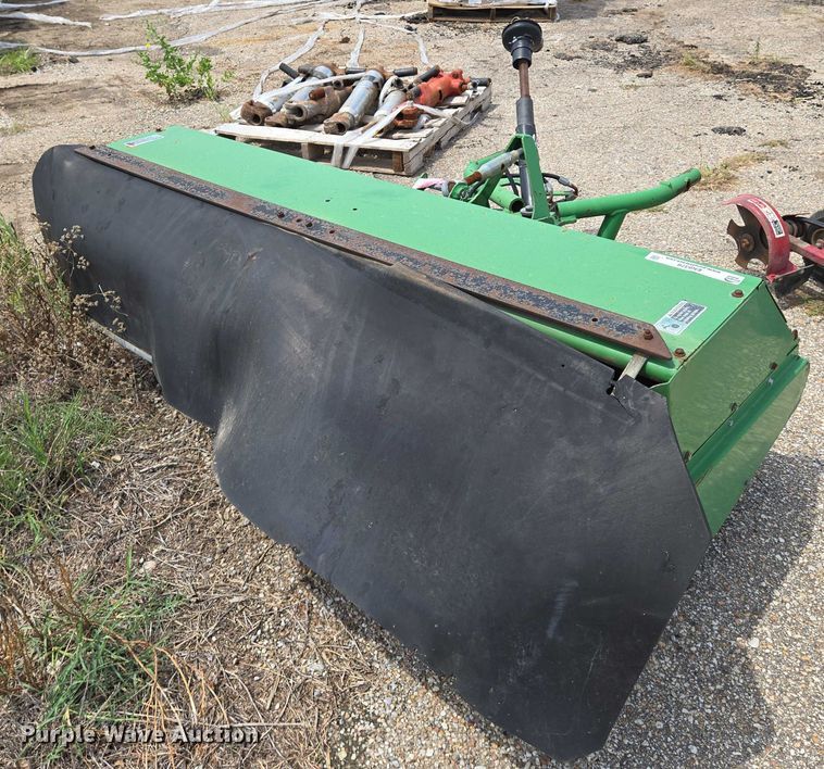 image for item EN8379 John Deere broom