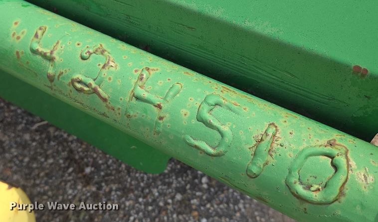 image for item EN8379 John Deere broom