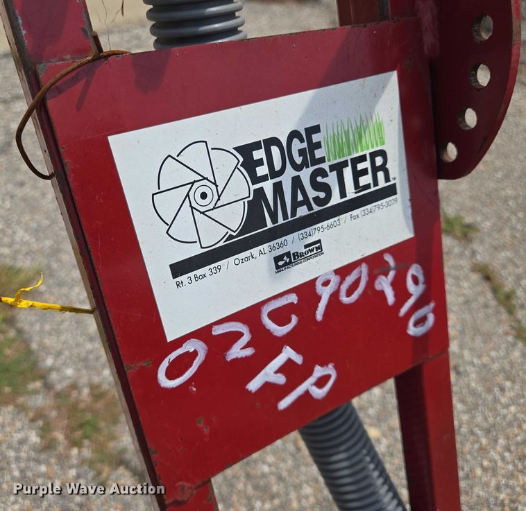 image for item EN8380 (4) edgers