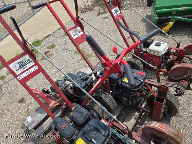 image for item EN8380 (4) edgers