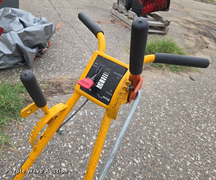 image for item EN8381 (3) edge trimmers  