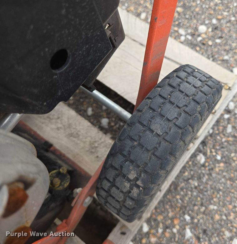 image for item EN8381 (3) edge trimmers  