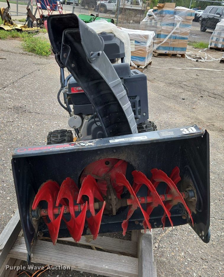 image for item EN8385 Troy-Bilt Storm 3090 snow blower