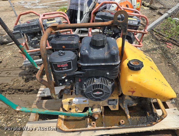 image for item EN8389 Concrete equipment