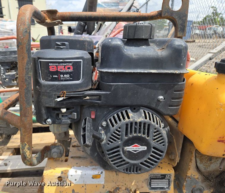 image for item EN8389 Concrete equipment