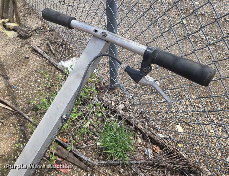 image for item EN8389 Concrete equipment