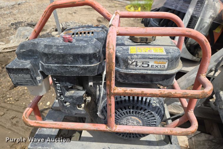 image for item EN8389 Concrete equipment