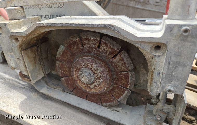 image for item EN8389 Concrete equipment