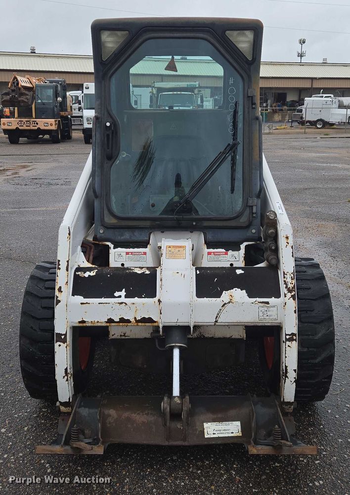 MINI CARGADOR SOBRE RUEDAS 2004 BOBCAT S130