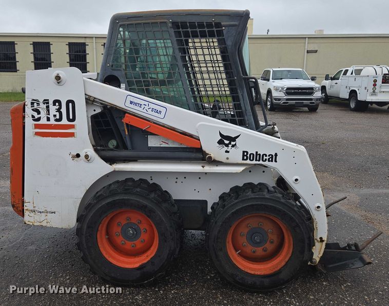 MINI CARGADOR SOBRE RUEDAS 2004 BOBCAT S130