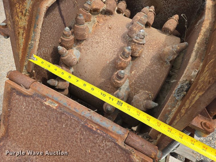 image for item EN8394 Bobcat skid steer cold planer