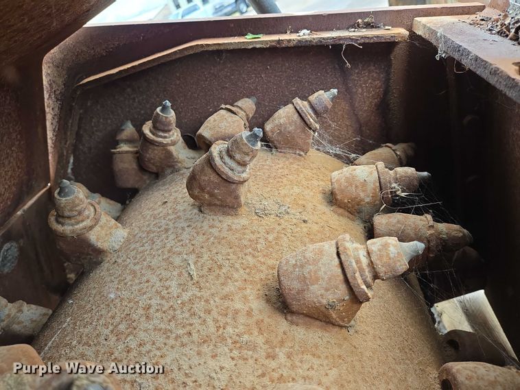 image for item EN8395 Bobcat 16