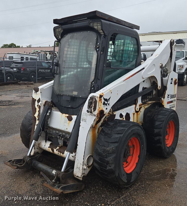 MINI CARGADOR SOBRE RUEDAS 2013 BOBCAT S770