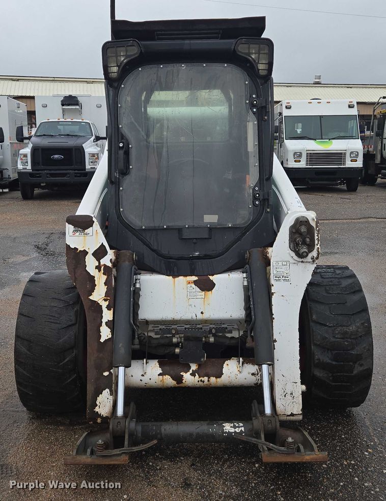 MINI CARGADOR SOBRE RUEDAS 2013 BOBCAT S770