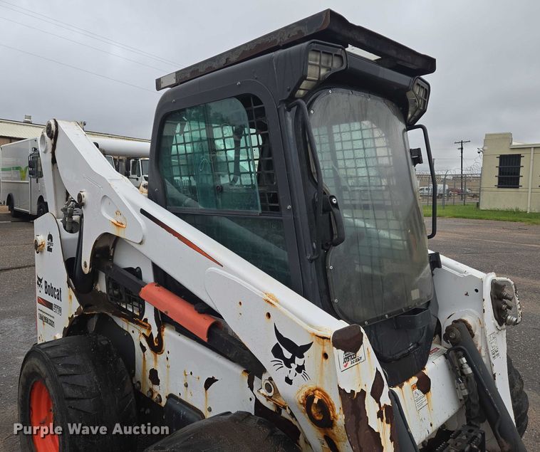 image for item EN8398 2013 Bobcat S770 skid steer loader