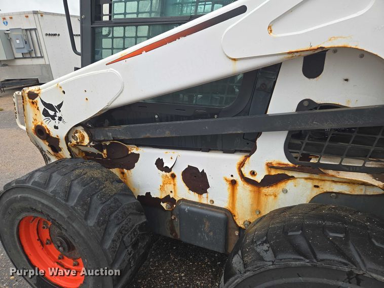 image for item EN8398 2013 Bobcat S770 skid steer loader
