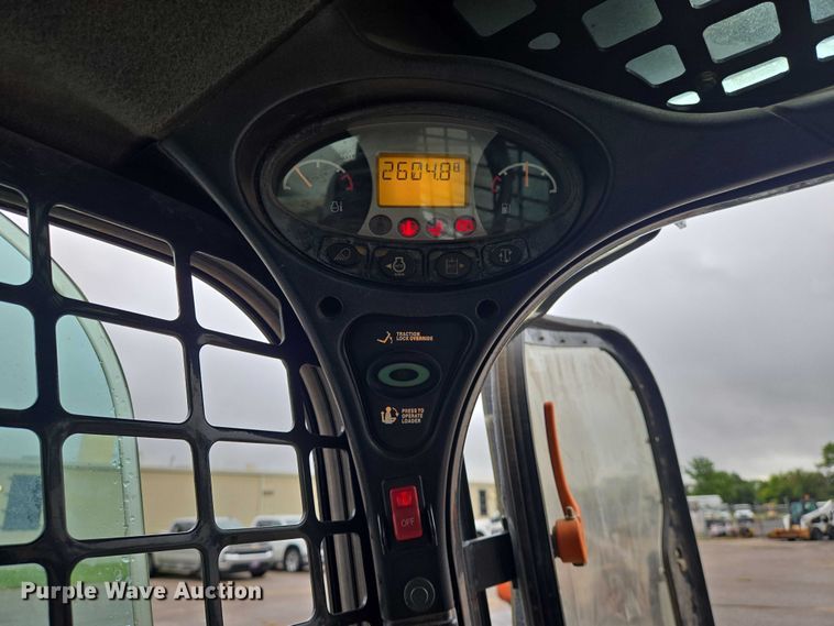 image for item EN8398 2013 Bobcat S770 skid steer loader