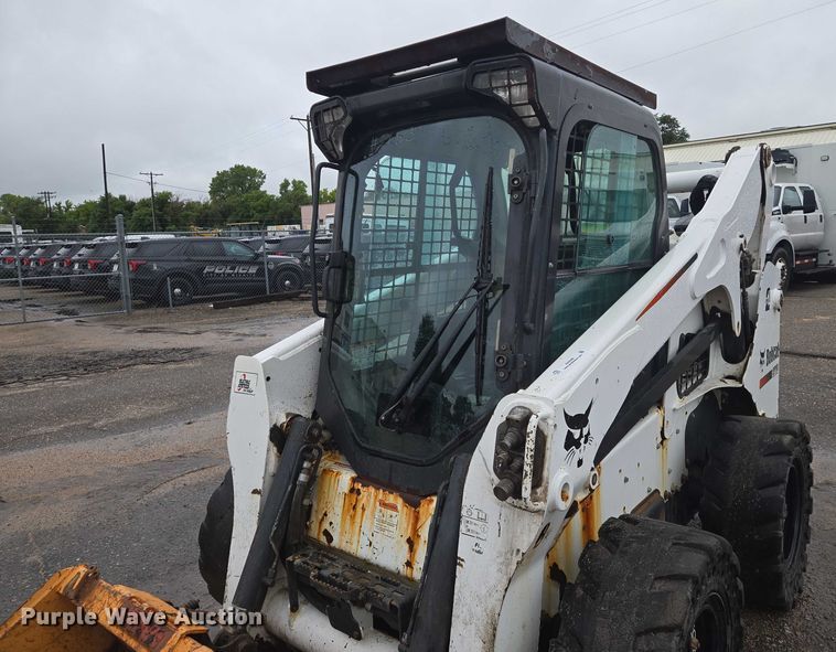 image for item EN8399 2013 Bobcat S770 skid steer loader