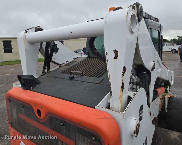 image for item EN8399 2013 Bobcat S770 skid steer loader