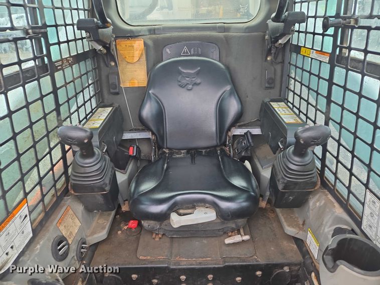 image for item EN8399 2013 Bobcat S770 skid steer loader