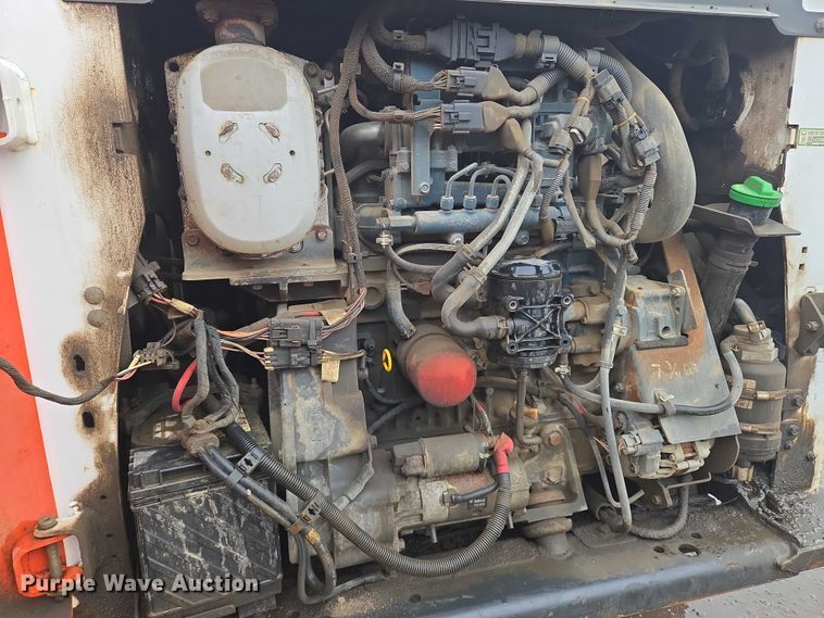 image for item EN8399 2013 Bobcat S770 skid steer loader