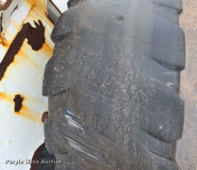 image for item EN8399 2013 Bobcat S770 skid steer loader