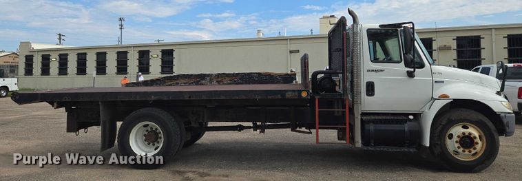 image for item EN8400 2009 International DuraStar 4300 dump flatbed truck