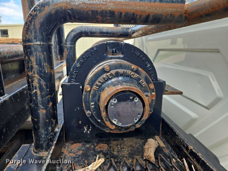 image for item EN8400 2009 International DuraStar 4300 dump flatbed truck