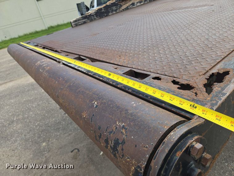 image for item EN8400 2009 International DuraStar 4300 dump flatbed truck