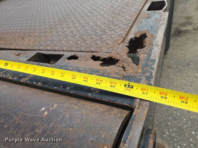 image for item EN8400 2009 International DuraStar 4300 dump flatbed truck