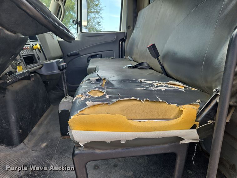 image for item EN8400 2009 International DuraStar 4300 dump flatbed truck