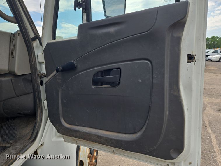 image for item EN8400 2009 International DuraStar 4300 dump flatbed truck