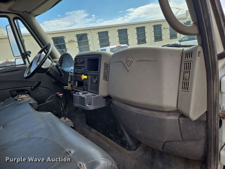 image for item EN8400 2009 International DuraStar 4300 dump flatbed truck