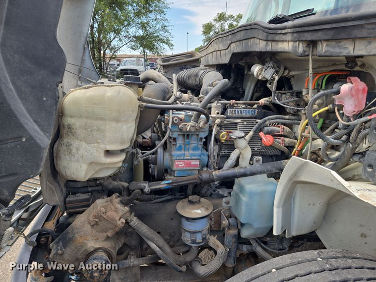 image for item EN8400 2009 International DuraStar 4300 dump flatbed truck