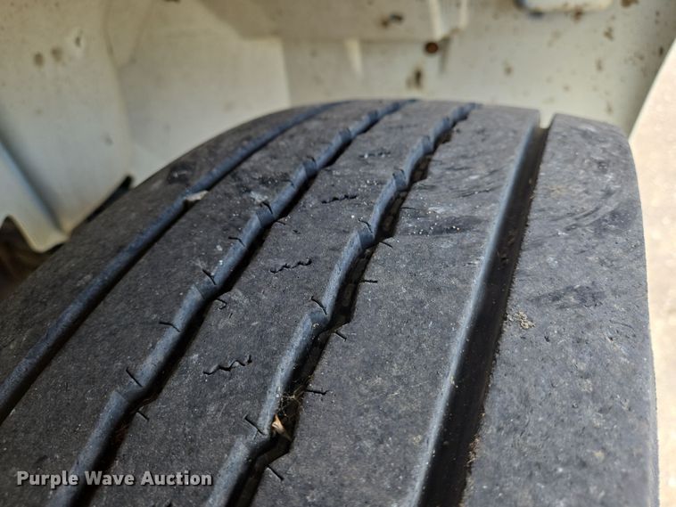 image for item EN8400 2009 International DuraStar 4300 dump flatbed truck