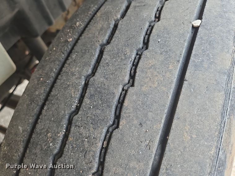 image for item EN8400 2009 International DuraStar 4300 dump flatbed truck