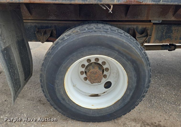 image for item EN8400 2009 International DuraStar 4300 dump flatbed truck