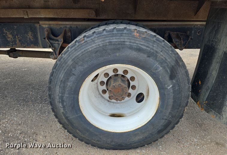 image for item EN8400 2009 International DuraStar 4300 dump flatbed truck