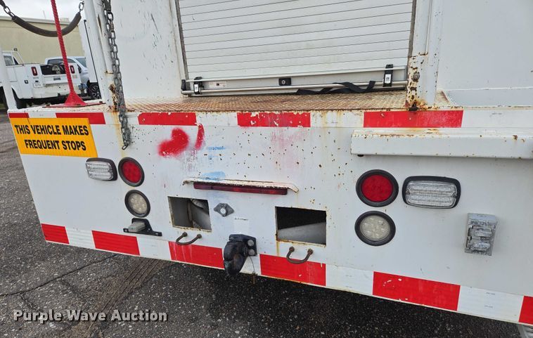 image for item EN8401 2017 Ford F750 utility / service truck