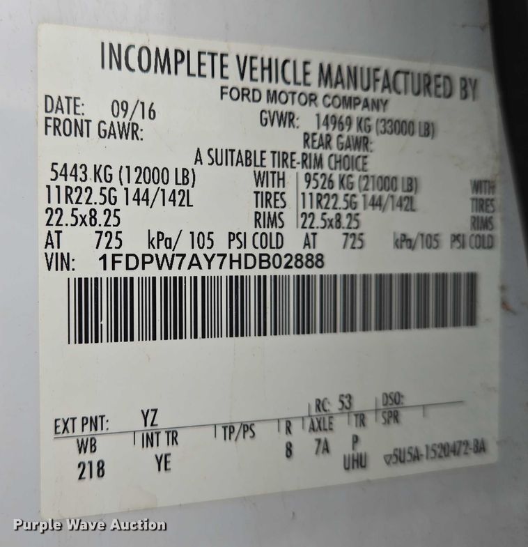 image for item EN8401 2017 Ford F750 utility / service truck