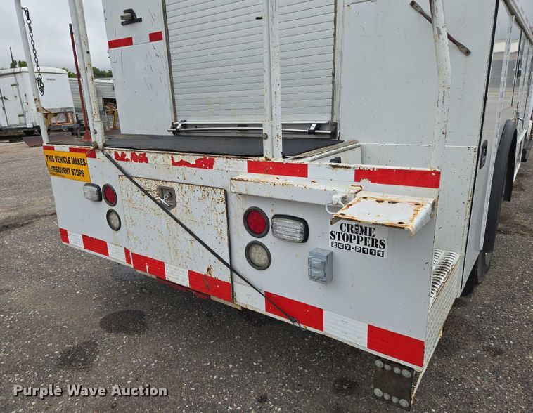 image for item EN8402 2017 Ford F750 utility / service truck