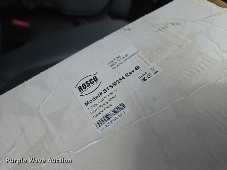 image for item EN8402 2017 Ford F750 utility / service truck