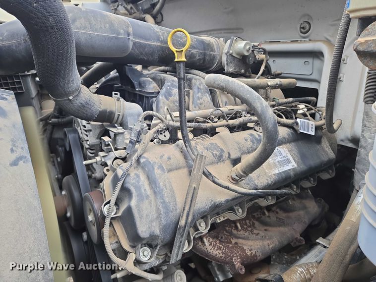 image for item EN8402 2017 Ford F750 utility / service truck