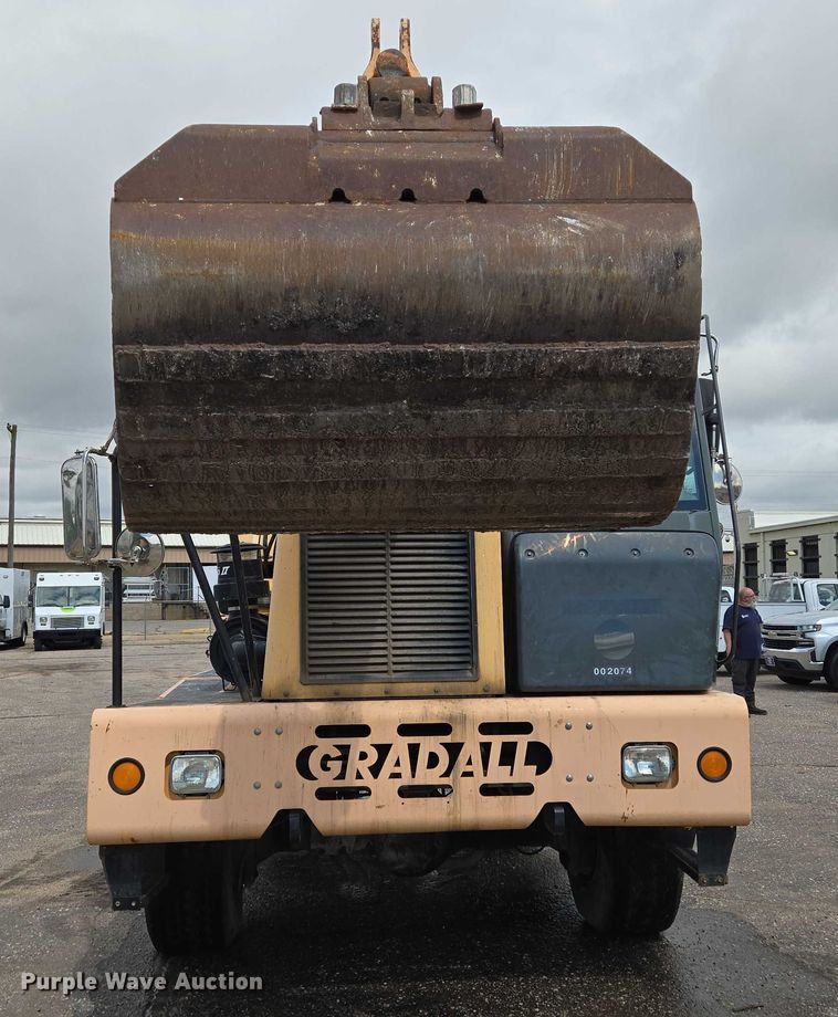 image for item EN8403 2009 Gradall XL 3100 III wheeled excavator