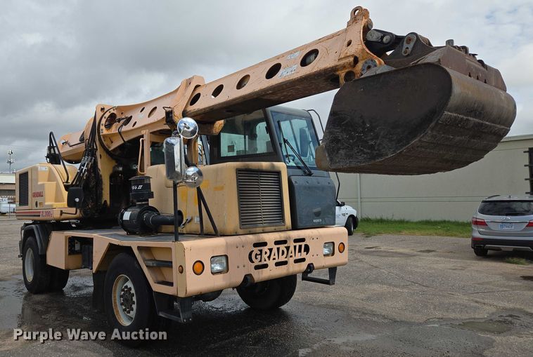 image for item EN8403 2009 Gradall XL 3100 III wheeled excavator