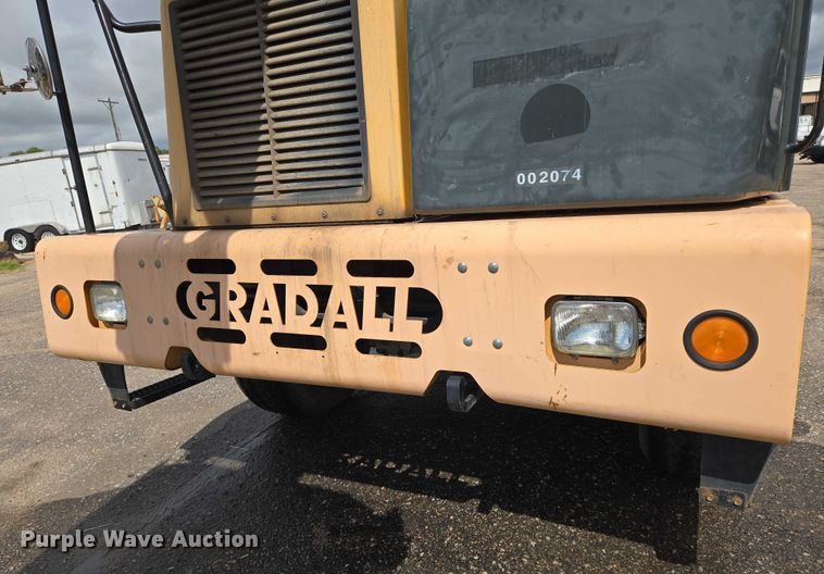 image for item EN8403 2009 Gradall XL 3100 III wheeled excavator