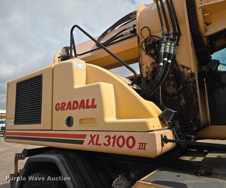 image for item EN8403 2009 Gradall XL 3100 III wheeled excavator