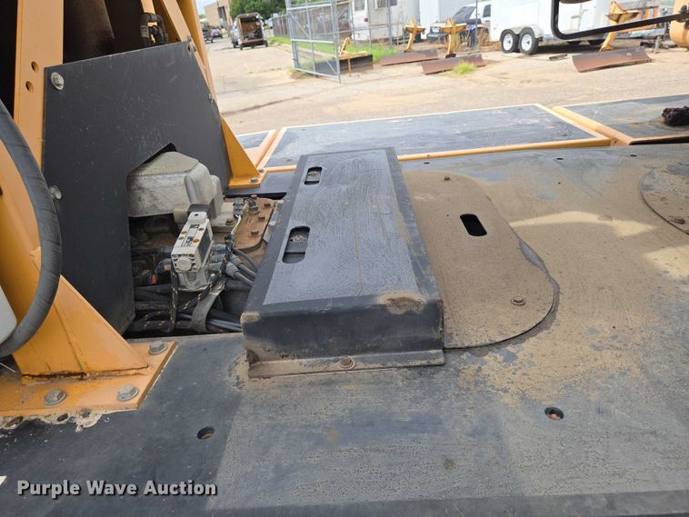 image for item EN8403 2009 Gradall XL 3100 III wheeled excavator